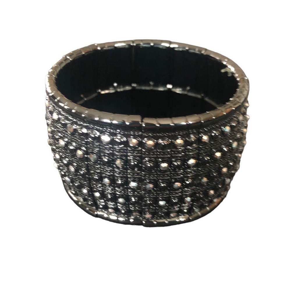 Chico’s Eliza Stretch Hematite Black Metal Bracelet OS Beautiful Chic Summer